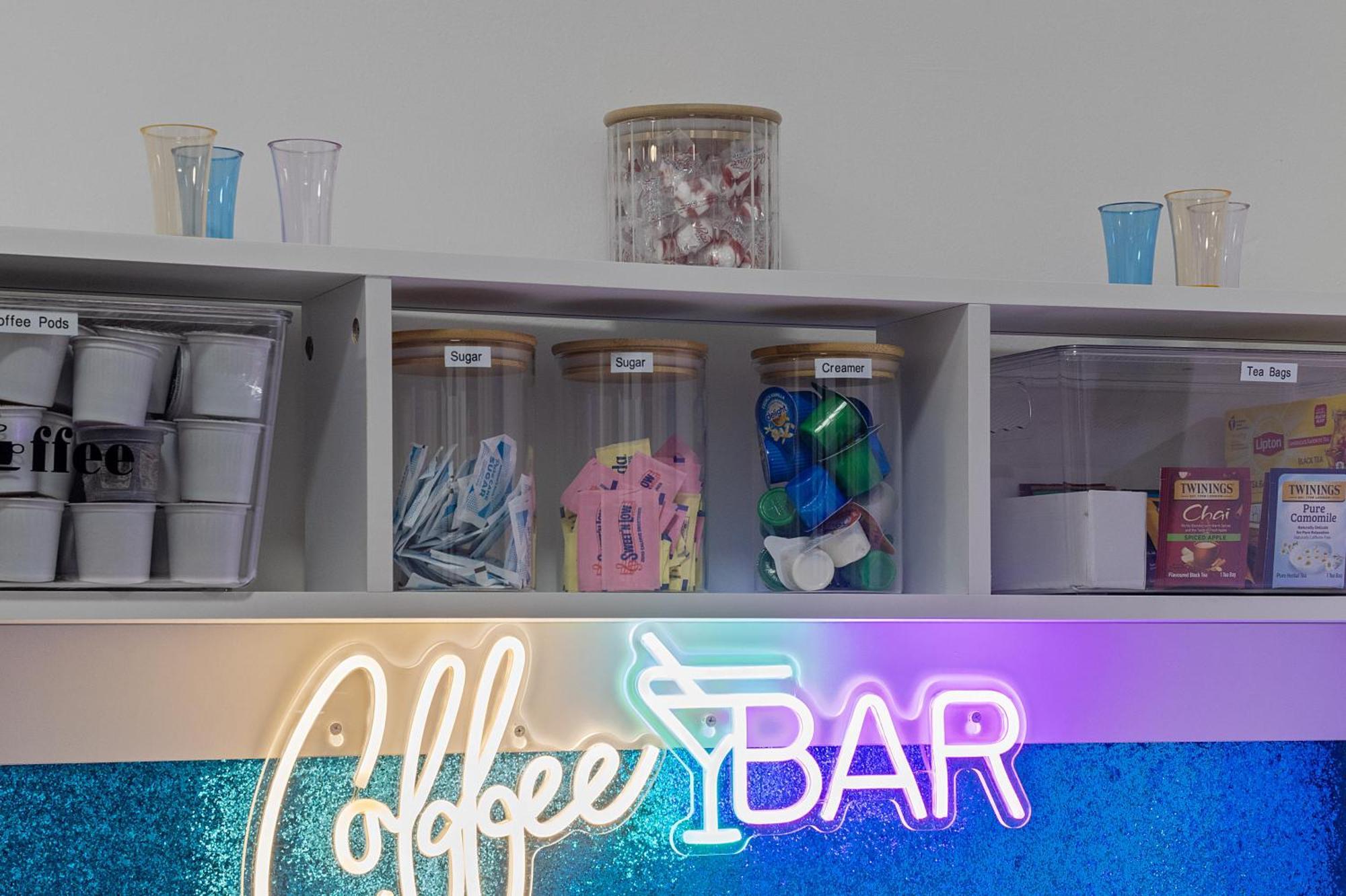 ホーボーケンFunky & Colorful Urban Getaway, 20 Minutes To Nycアパートメント エクステリア 写真